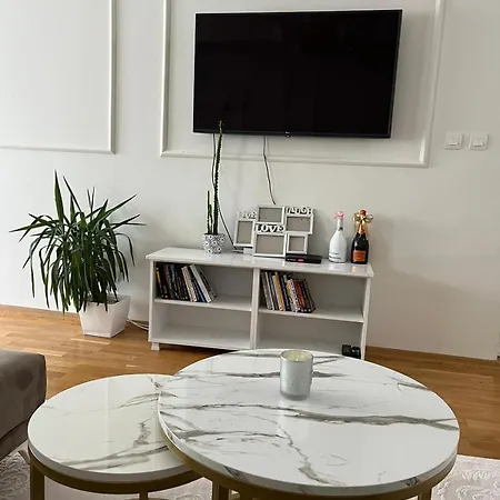 Apartment Stylish And Elegant *