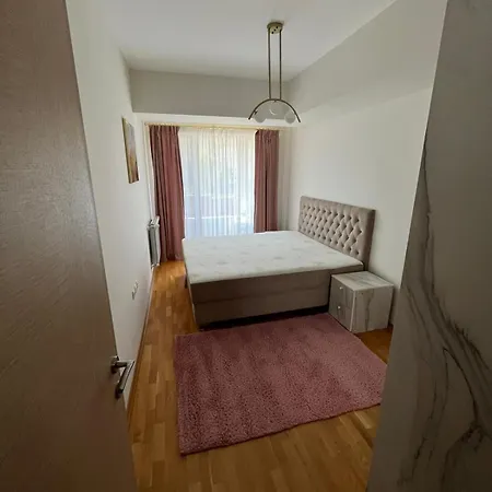 Stylish And Elegant Apartment